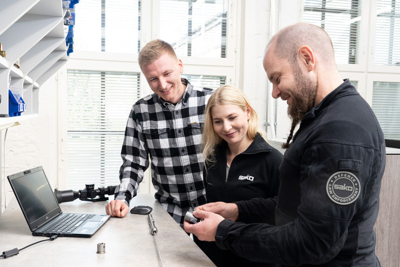 Sakon työntekijöitä